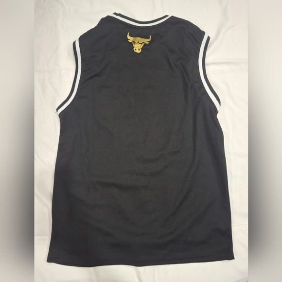 Chicago Bulls Men Black Sleeveless Top - Picture 2 of 4